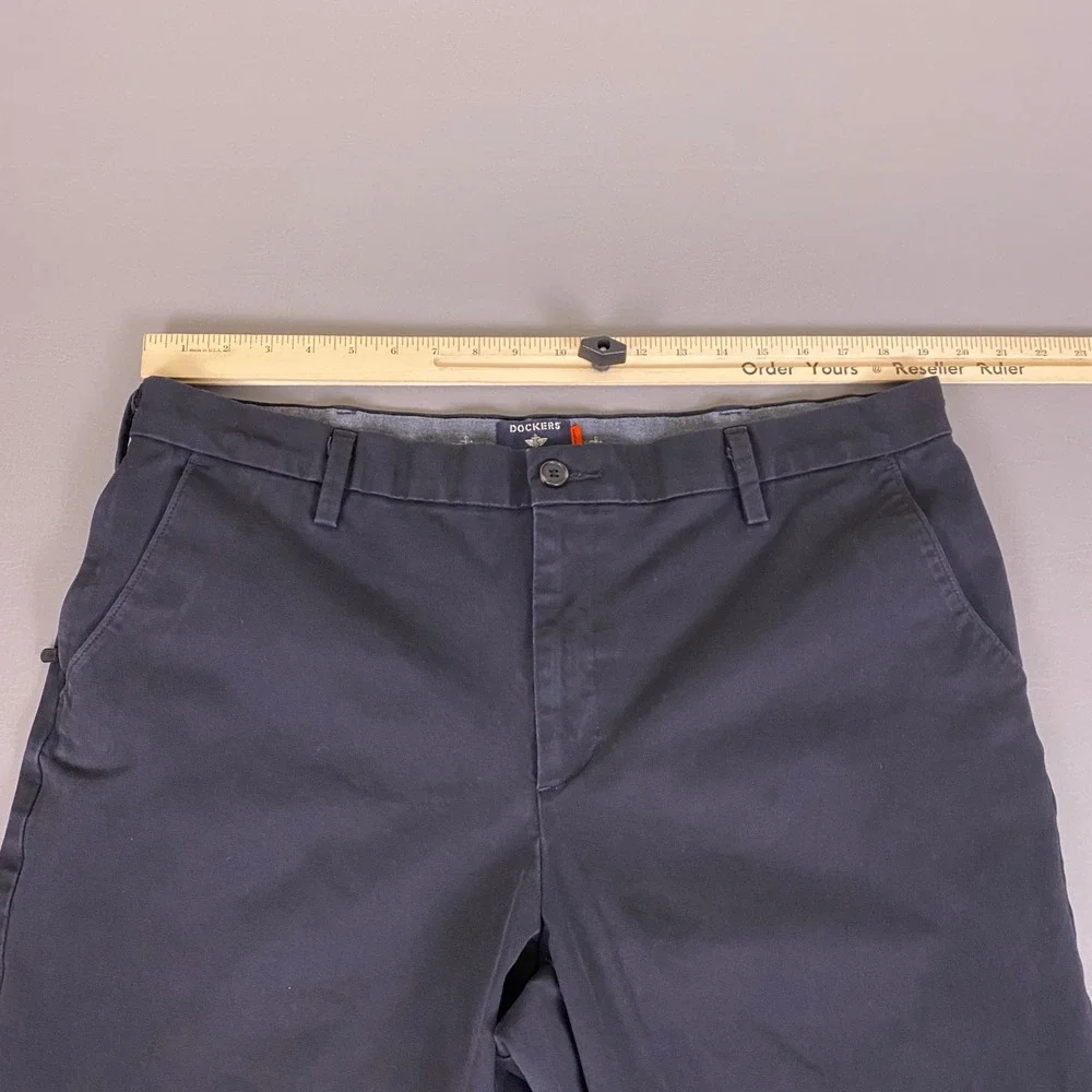 Dockers Pants Men's 40x30 Classic Fit Smart 360 Flex Chino Navy Blue WaterLess